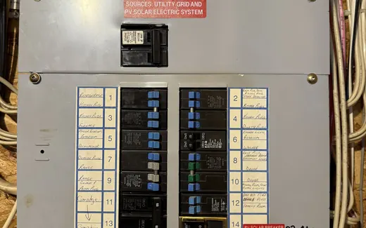 AC disconnect and PV solar breaker labeling